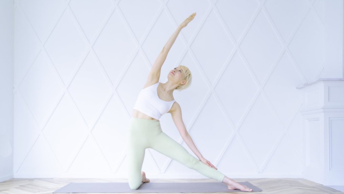 満月の夜に 癒しの月ヨガ Classmall クラスモール オンライン習い事マーケット