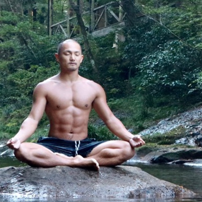 桑原　雅也　-Yoga for Athletes-